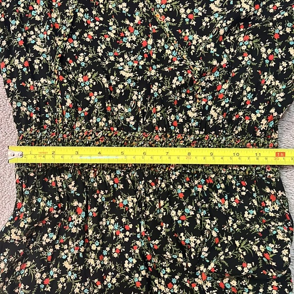 MOVING SALE MAKE ME AN OFFER - Picture 10 of 10